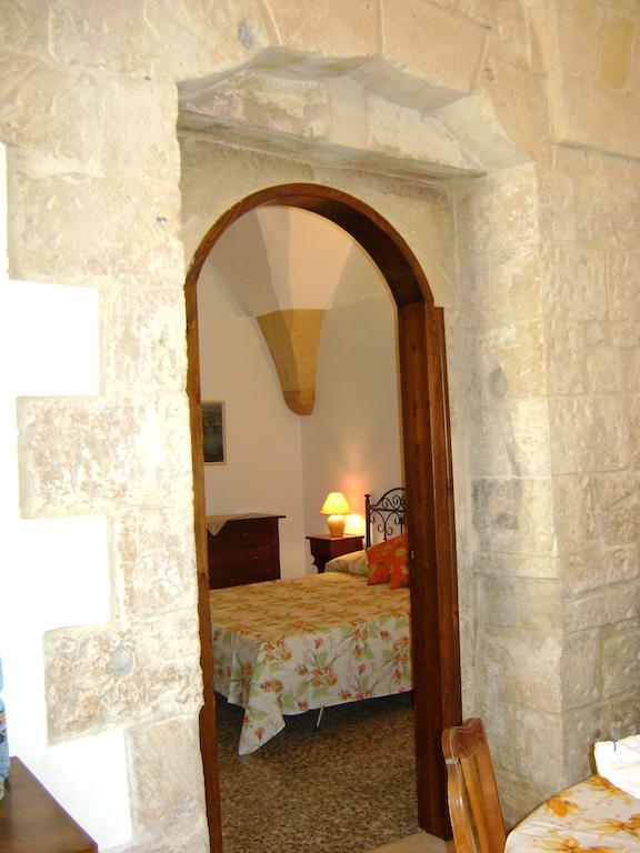 Antica Galateo Bed & Breakfast Лече Екстериор снимка