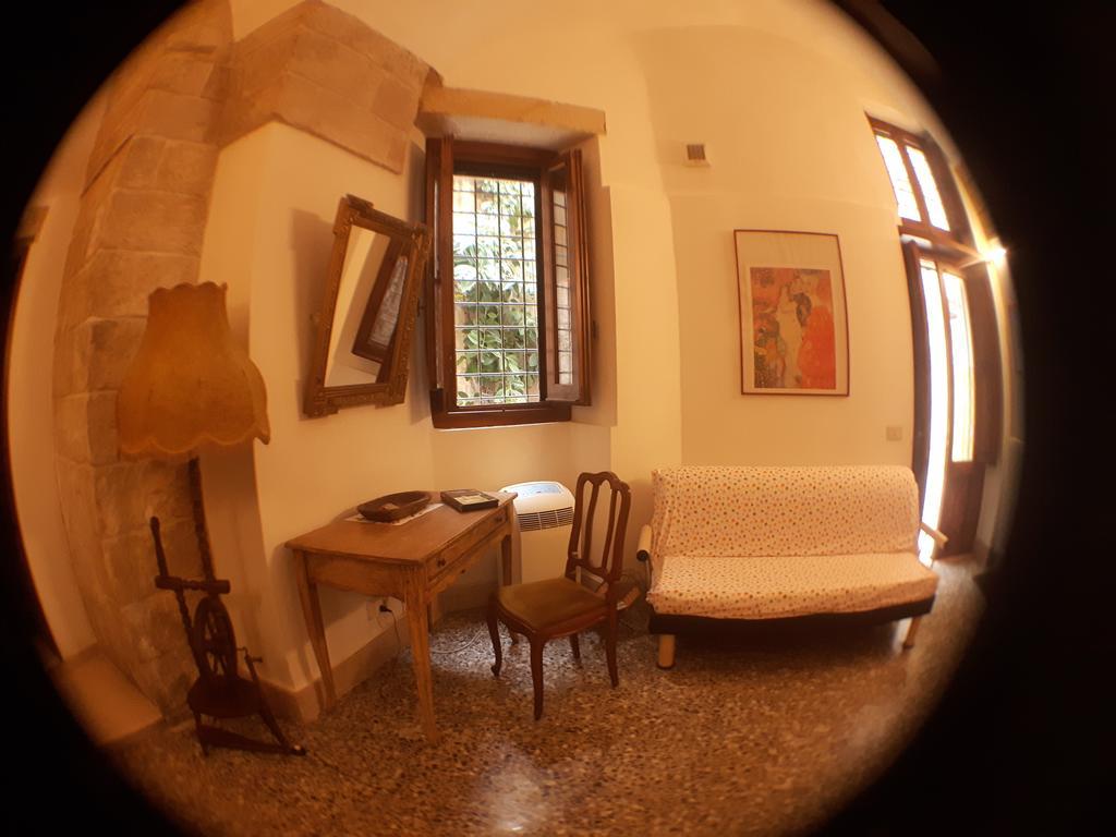 Antica Galateo Bed & Breakfast Лече Екстериор снимка