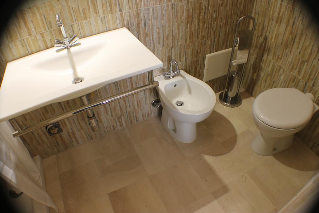 Antica Galateo Bed & Breakfast Лече Екстериор снимка